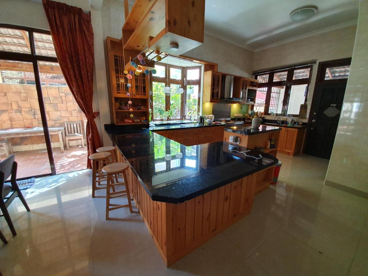Апартаменти Eden Cosy Living Бату-Феррінгі Екстер'єр фото